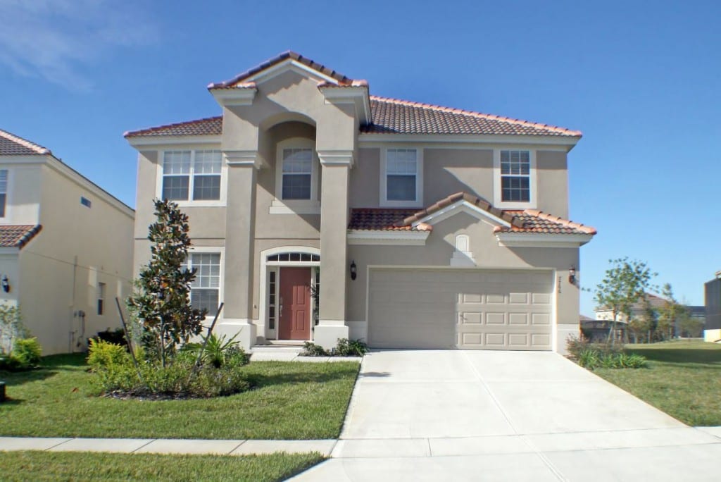 A Front Exterior of a Large Florida Home.